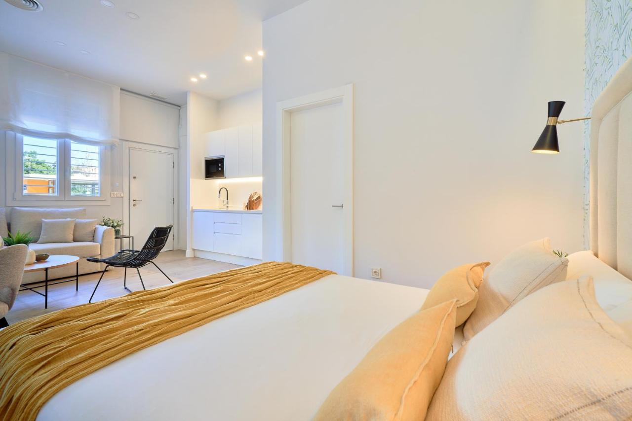 Lofts Parque De Huelin Apartment Malaga Exterior photo